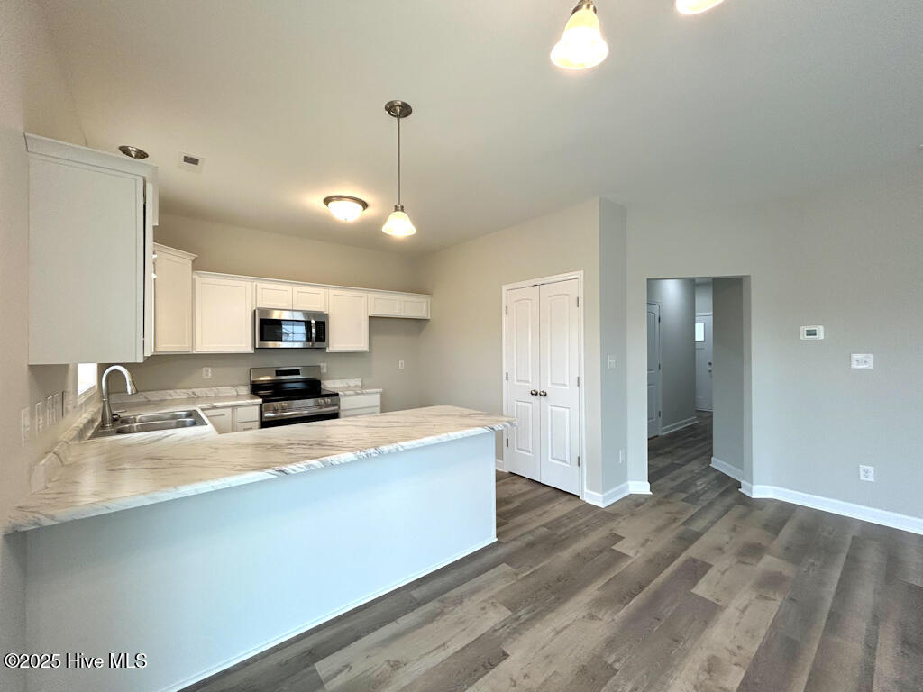 253 Browns Ferry Road Jacksonville, NC 28546 - Photo 20 of 52 SIMILAR PHOTO