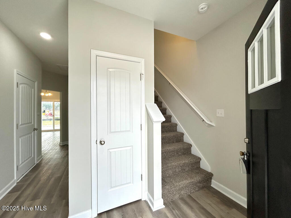 253 Browns Ferry Road Jacksonville, NC 28546 - Photo 8 of 52 SIMILAR PHOTO