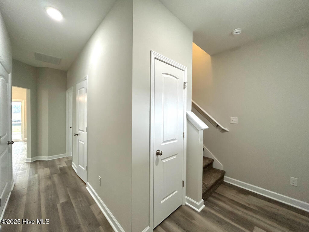 253 Browns Ferry Road Jacksonville, NC 28546 - Photo 9 of 52 SIMILAR PHOTO