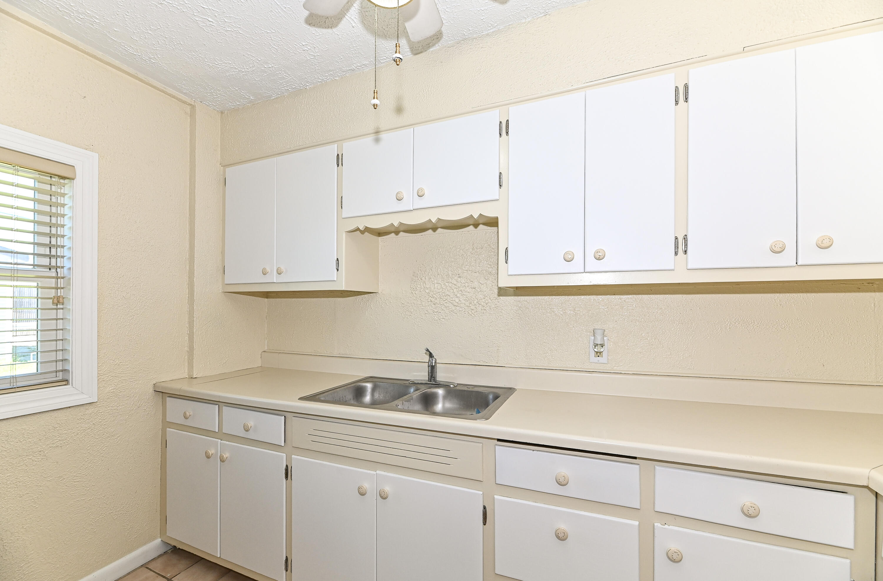 3409 South 20th Street Milwaukee, WI 53215 - Photo 13 of 28 s 20th-13