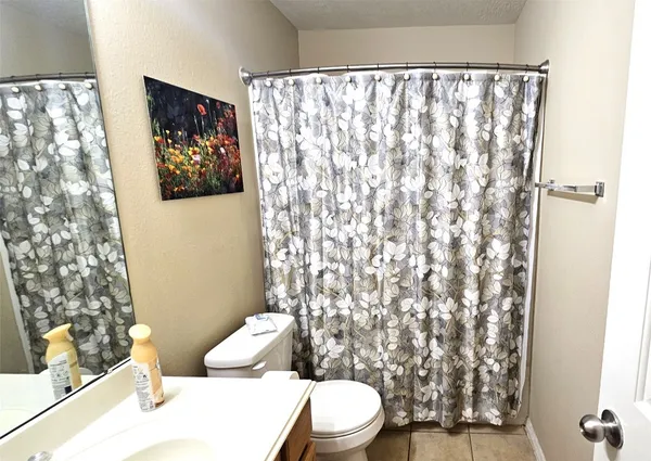 $224,900 | 3008 Baronsgate Lane, Dickinson, TX 77539