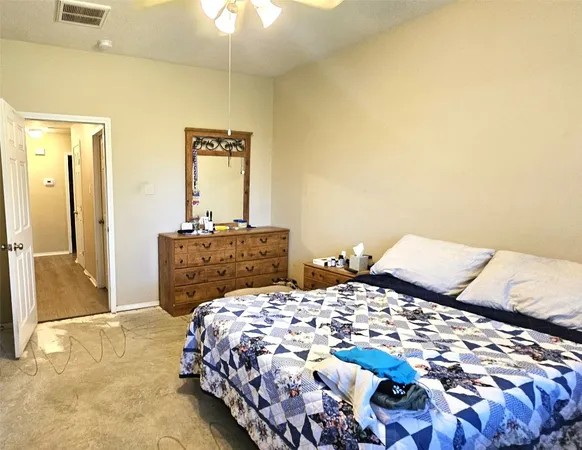 $224,900 | 3008 Baronsgate Lane, Dickinson, TX 77539