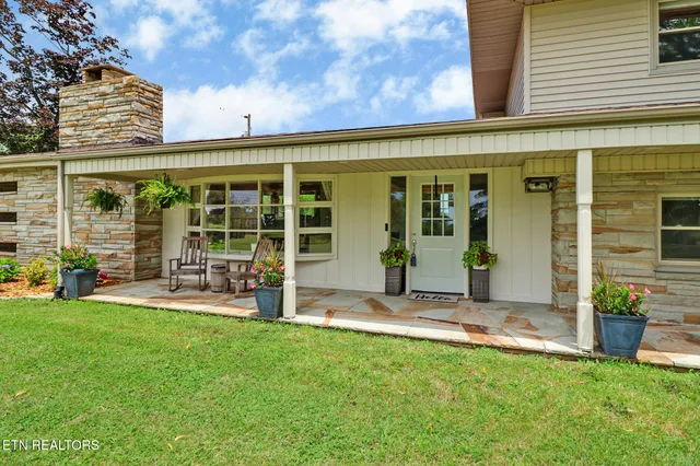 $500,000 | 964 Joe Tabor Road, Crossville, TN 38571