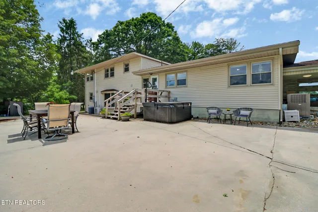 $500,000 | 964 Joe Tabor Road, Crossville, TN 38571