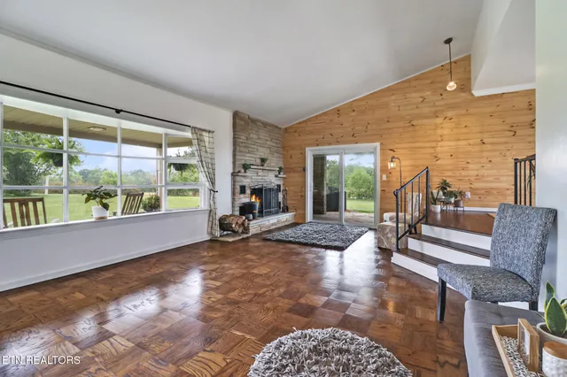 $500,000 | 964 Joe Tabor Road, Crossville, TN 38571