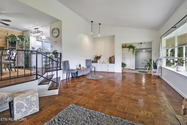 $500,000 | 964 Joe Tabor Road, Crossville, TN 38571