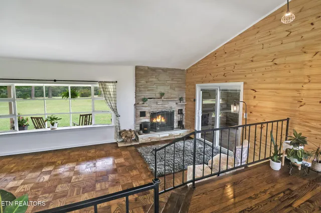 $500,000 | 964 Joe Tabor Road, Crossville, TN 38571