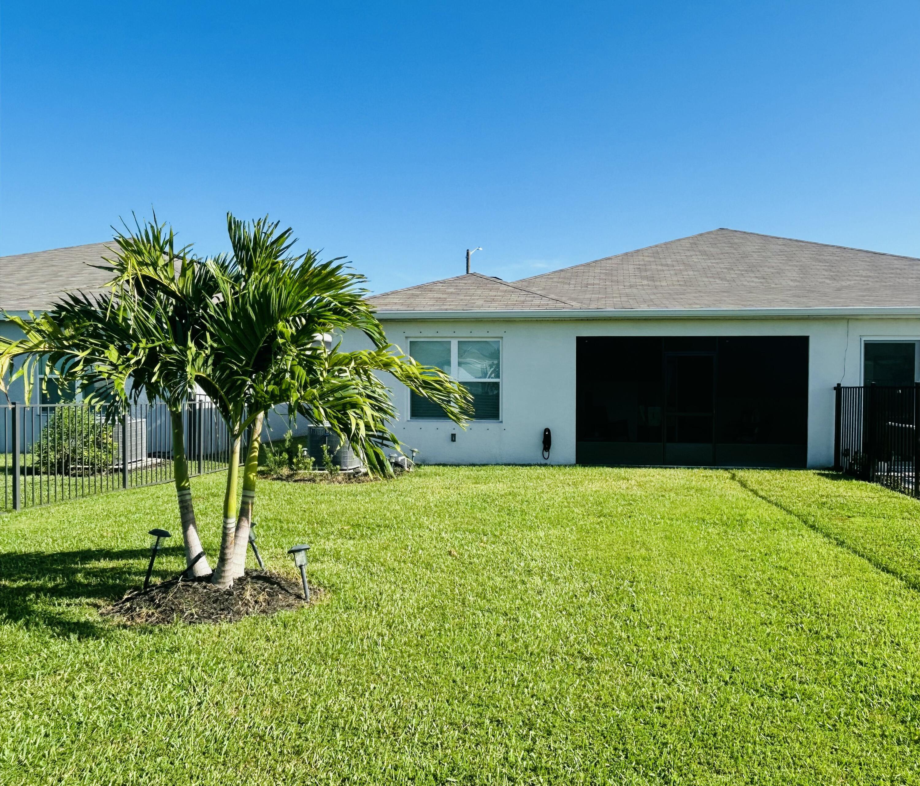 274 Raspberry Road Fort Pierce, FL 34981 - Photo 29 of 33 Back