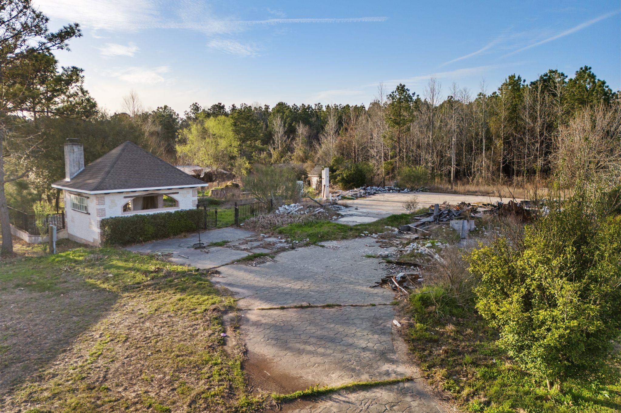 2394 Crockett Martin Road Conroe, TX 77306 - Photo 21 of 32