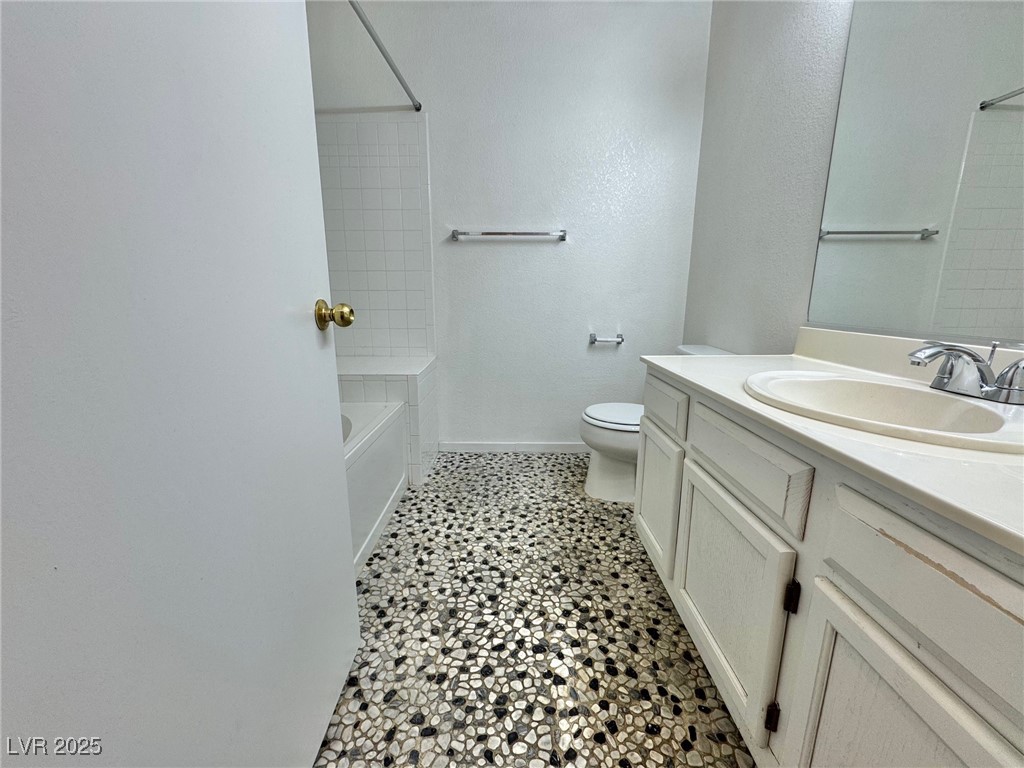 5415 West Harmon Avenue, Unit 2180 Las Vegas, NV 89103 - Photo 8 of 25