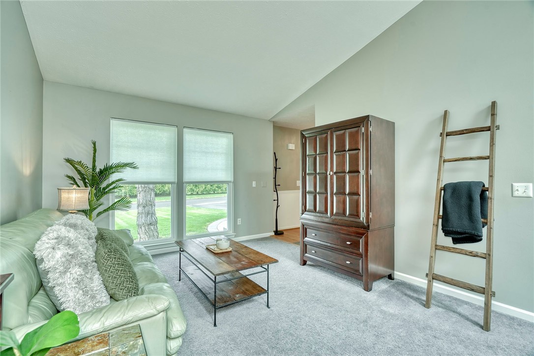 652 Beaver Creek Road Macedon, NY 14502 - Photo 15 of 47