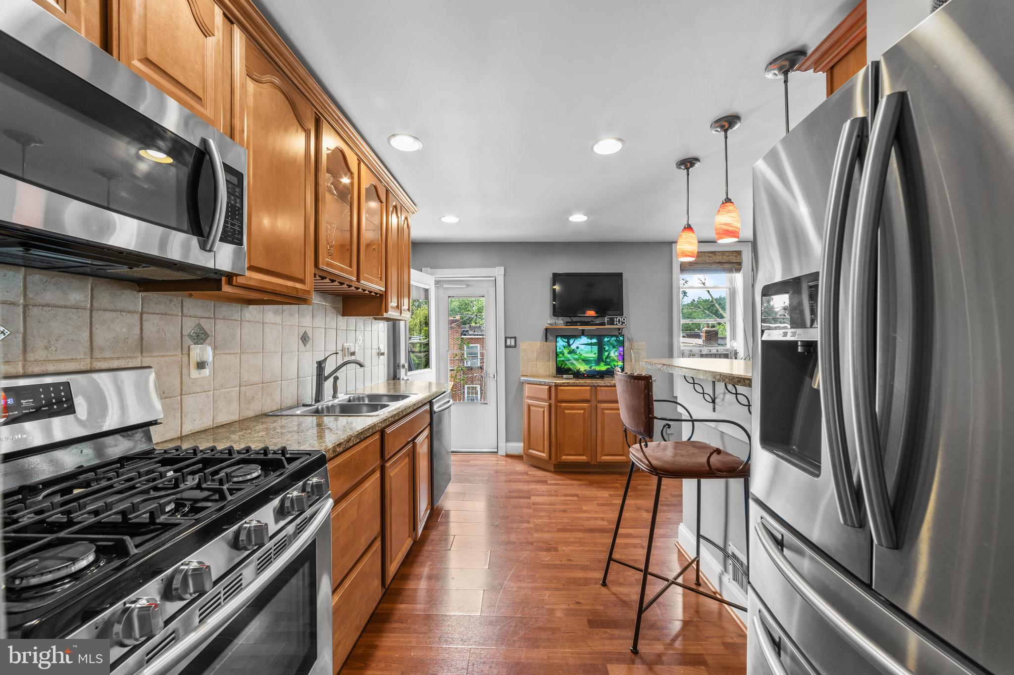 916 North Rosedale Street Baltimore, MD 21216 - Photo 1 of 30 KItchen