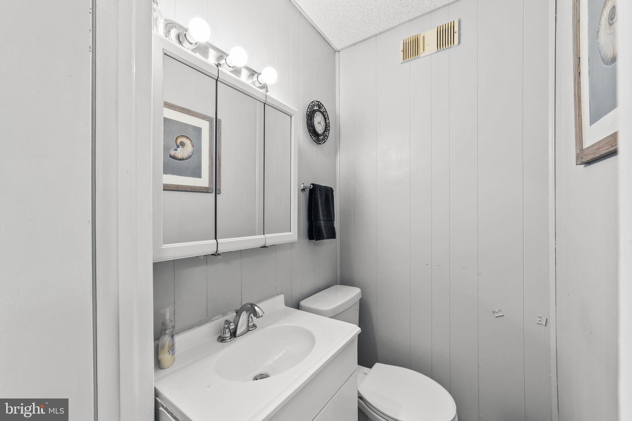 916 North Rosedale Street Baltimore, MD 21216 - Photo 25 of 30 Lower level 1/2 bathroom