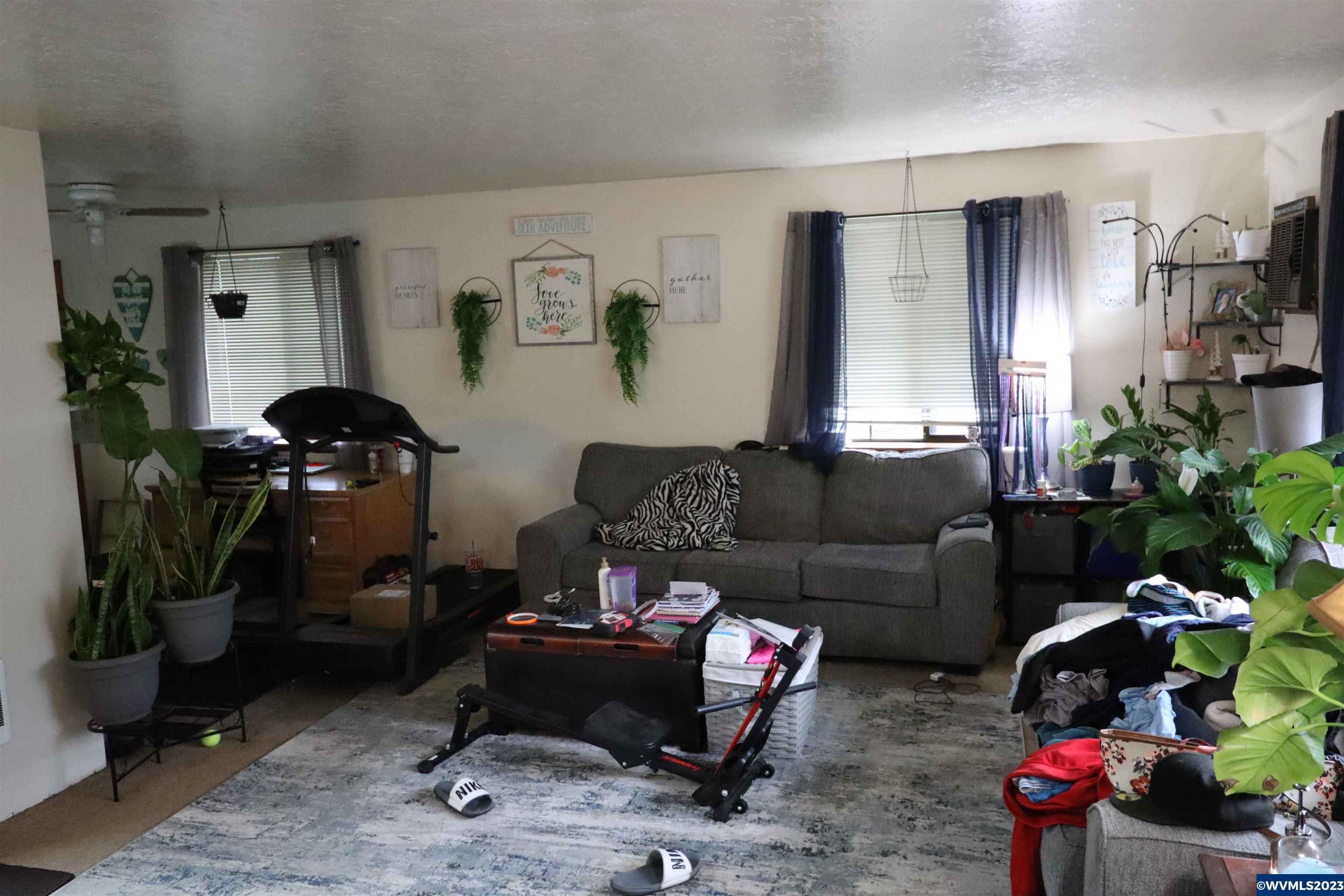 420 Southeast Madison Street Albany, OR 97321 - Photo 3 of 5