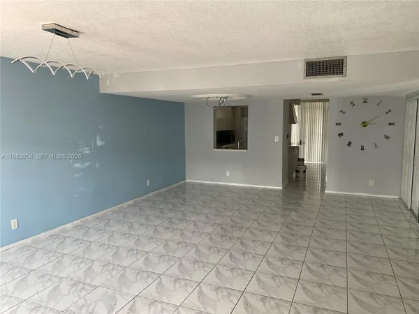 $2,950 | 802 Northeast 26th Avenue, Unit 802, Hallandale Beach, FL 33009