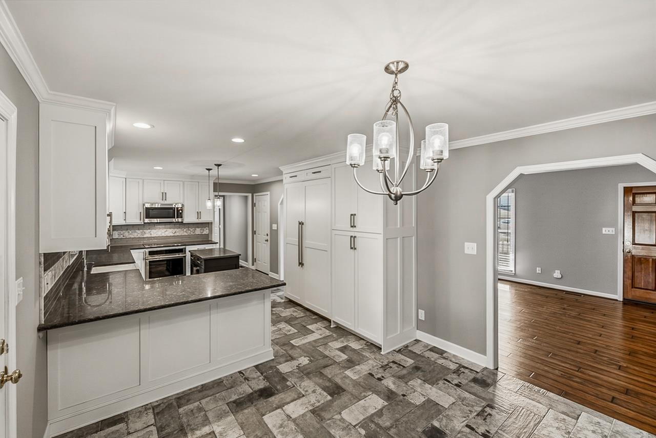 317 Carmichael Court Boiling Springs, SC 29316 - Photo 13 of 44