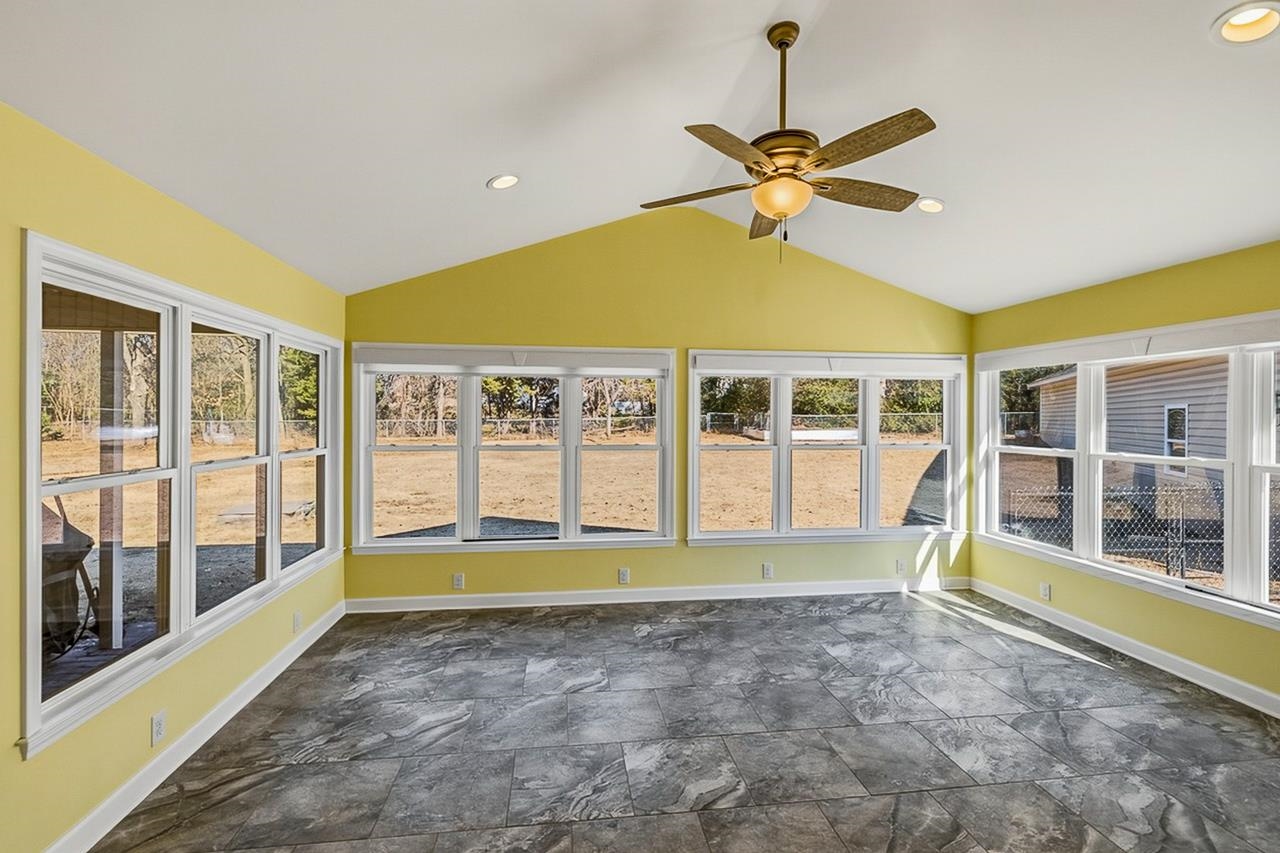 317 Carmichael Court Boiling Springs, SC 29316 - Photo 37 of 44