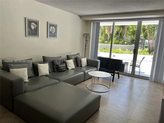 $5,400 | 1500 Bay Road, Unit 116S, Miami Beach, FL 33139