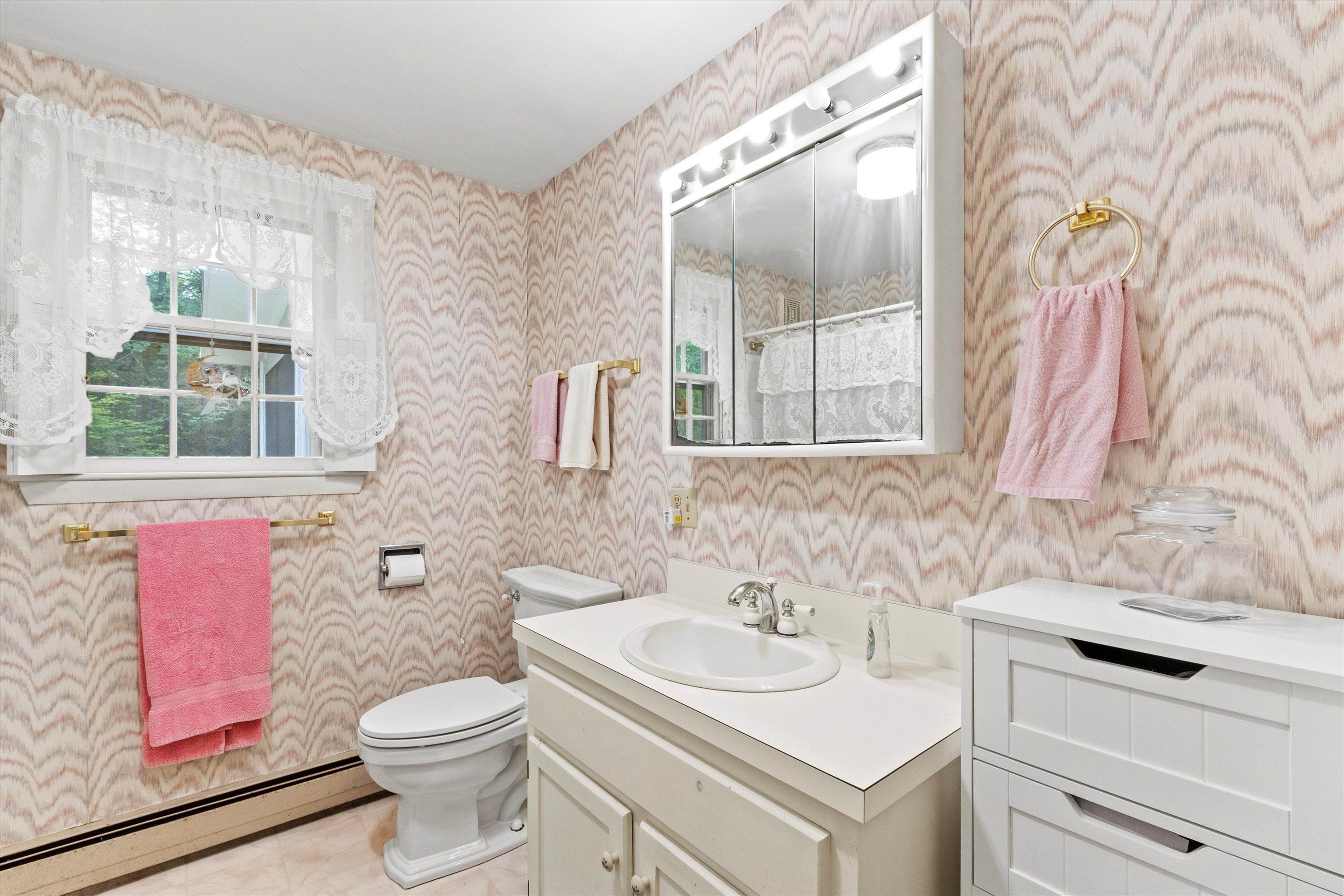 20 Juniper Drive Amherst, NH 03031 - Photo 21 of 55