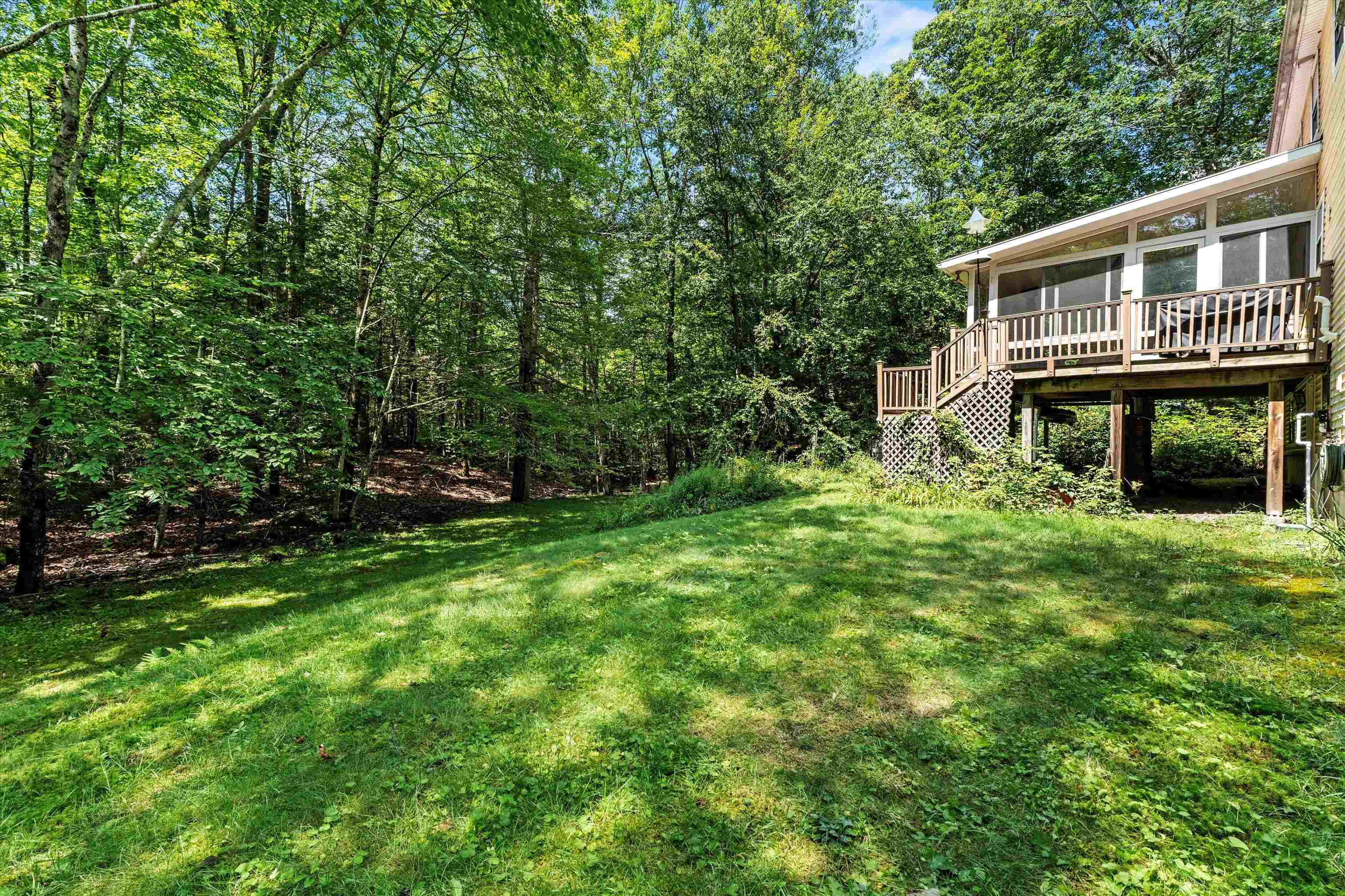 20 Juniper Drive Amherst, NH 03031 - Photo 40 of 55