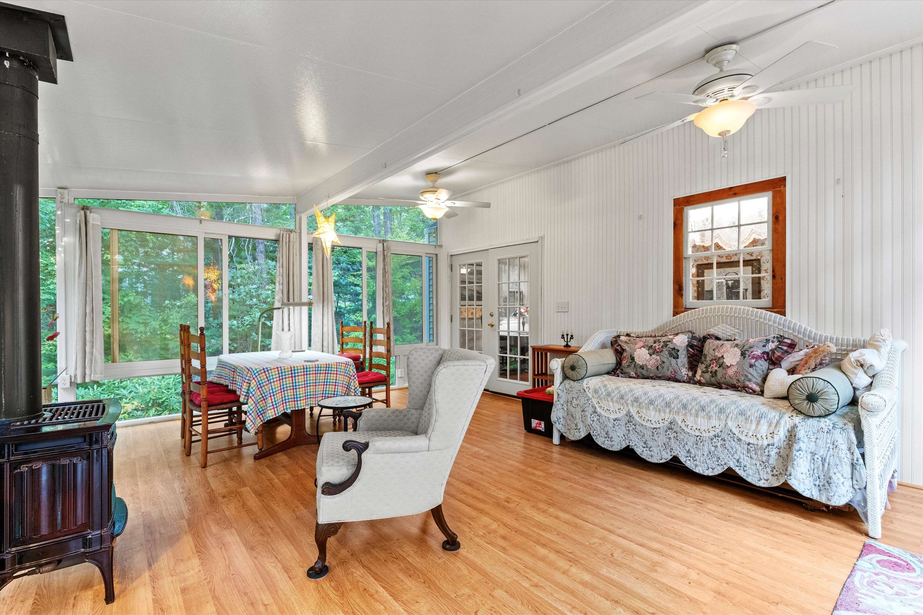 20 Juniper Drive Amherst, NH 03031 - Photo 8 of 55