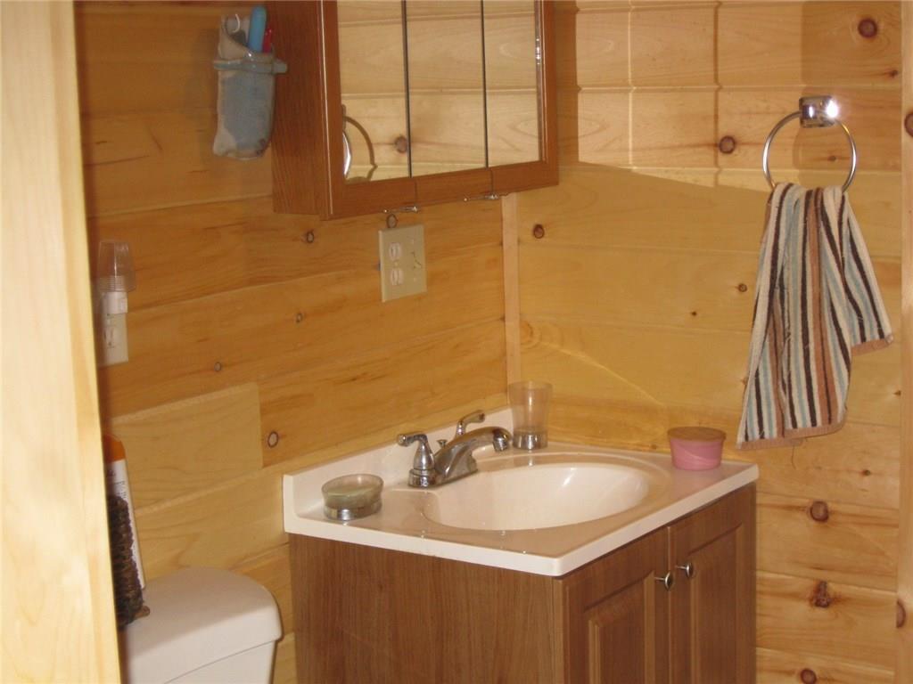 286 South Horseback Road Burnham, ME 04922 - Photo 10 of 21 Bathroom.