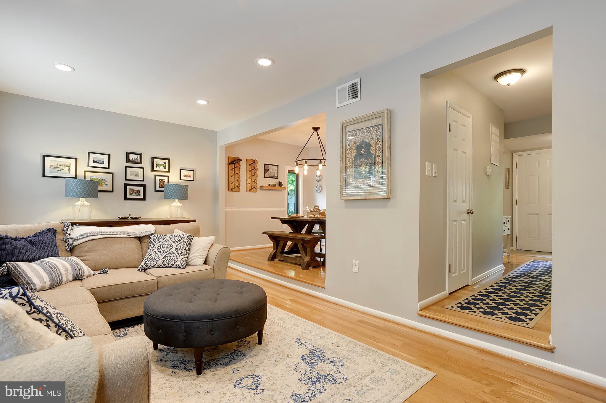 2499 Pyrenees Court Reston, VA 20191 - Photo 1 of 28 Living Room
