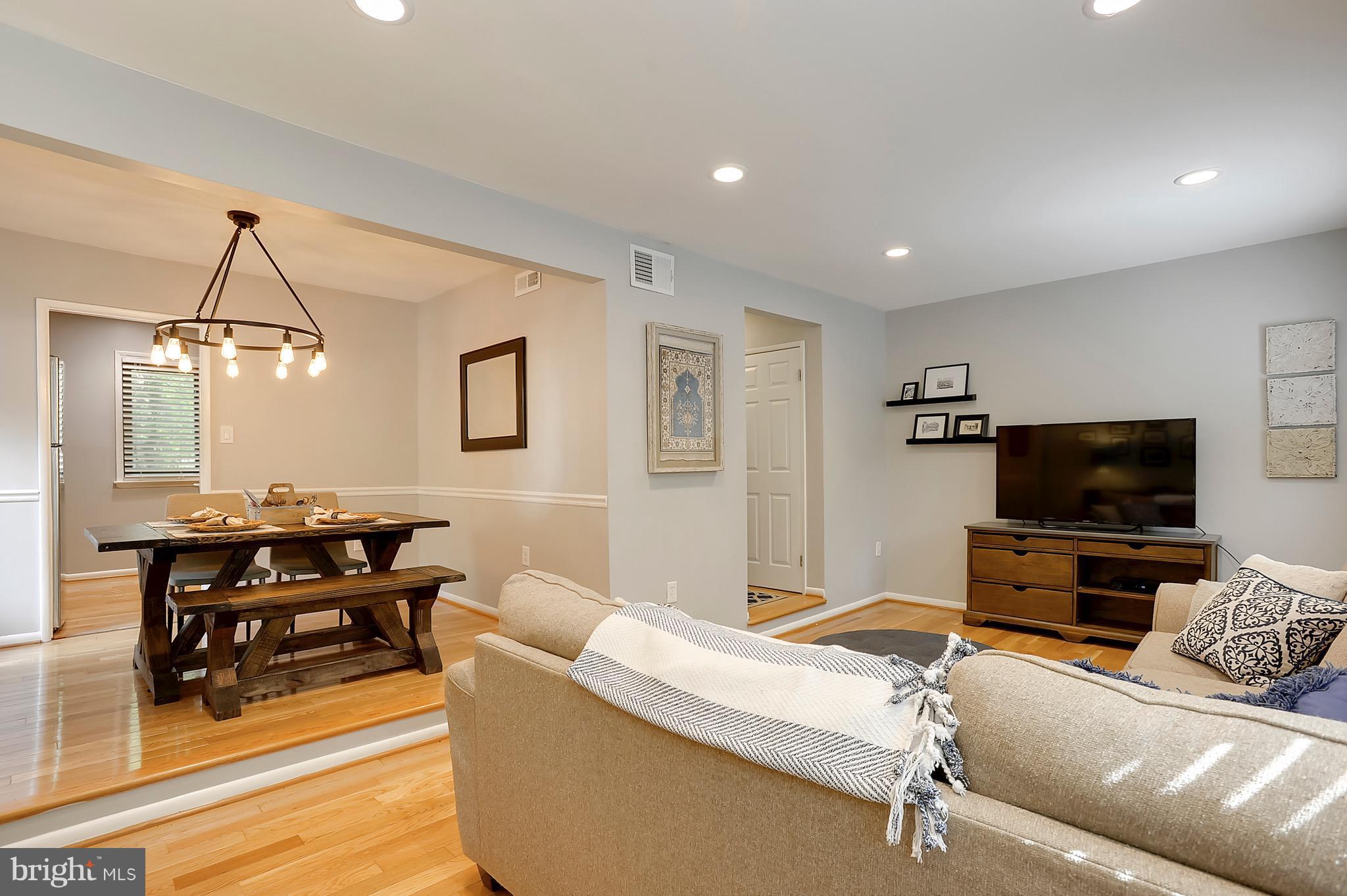 2499 Pyrenees Court Reston, VA 20191 - Photo 7 of 28 Interior (General)