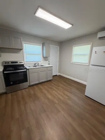 $1,200 | 37802 Whitehouse Avenue, Dade City, FL 33523