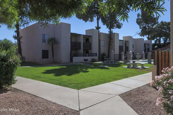 $210,000 | 1927 East Hampton Avenue, Unit 258, Mesa, AZ 85204