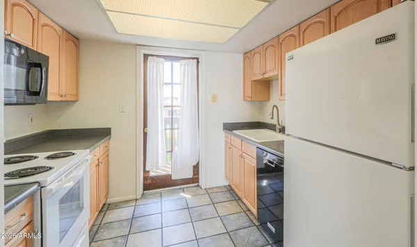 $210,000 | 1927 East Hampton Avenue, Unit 258, Mesa, AZ 85204