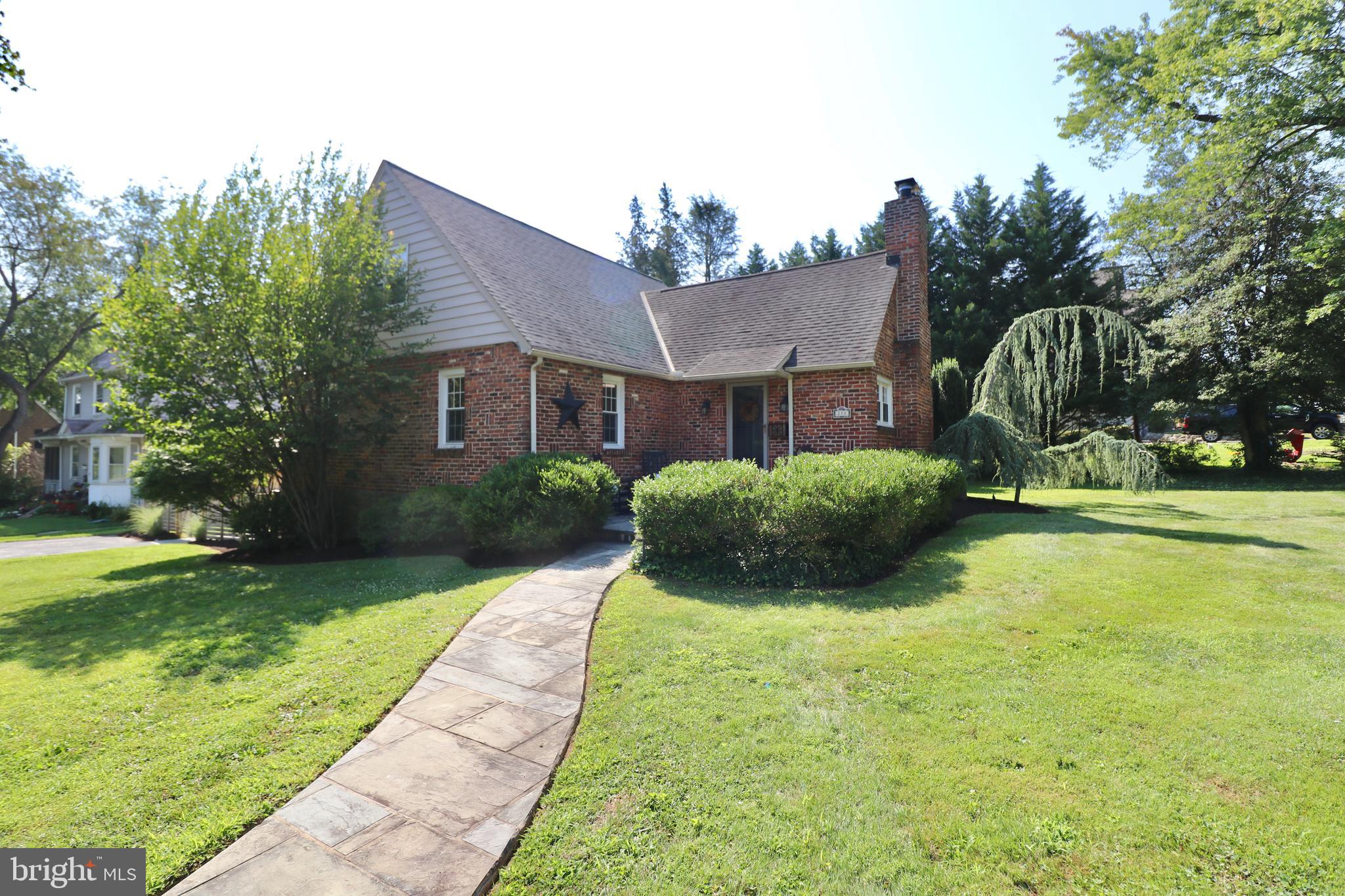 218 Cascade Road Springfield, PA 19064 - Photo 4 of 35