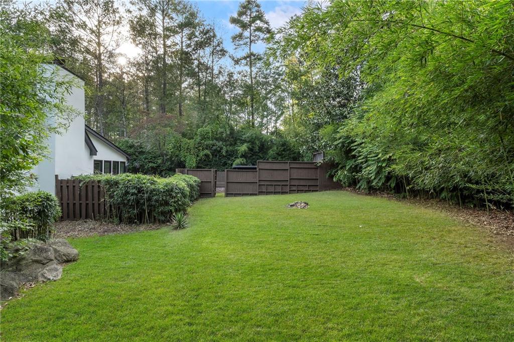 11260 Houze Road Roswell, GA 30076 - Photo 5 of 60