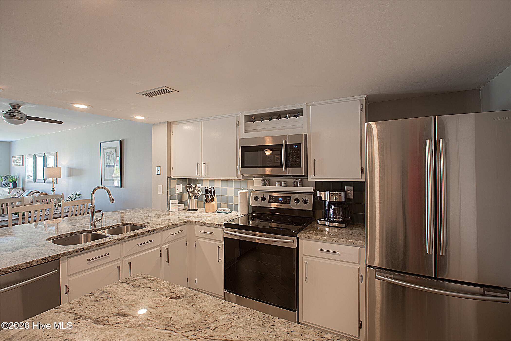 10300 Coast Guard Road, Unit 104D Emerald Isle, NC 28594 - Photo 3 of 36 14-Kitchen-4