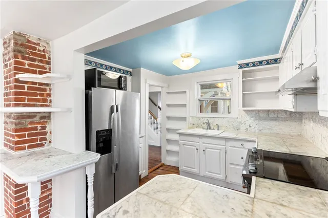 $1,095,000 | 7 Cozzens Court, Newport, RI 02840