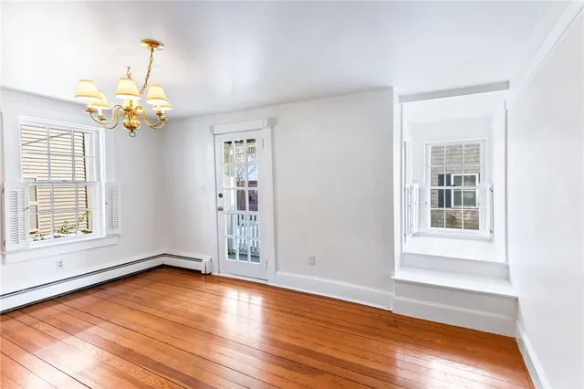 $1,095,000 | 7 Cozzens Court, Newport, RI 02840