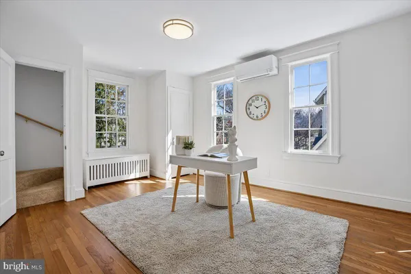 $1,250,000 | 4714 Hunt Avenue, Chevy Chase, MD 20815