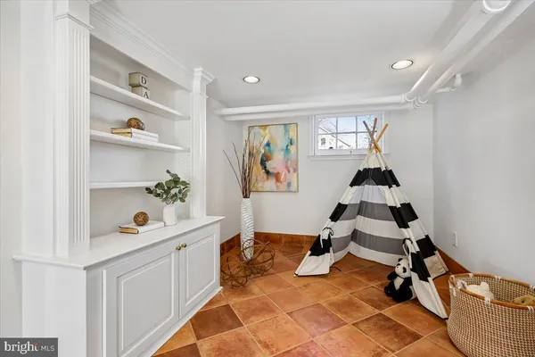 $1,250,000 | 4714 Hunt Avenue, Chevy Chase, MD 20815