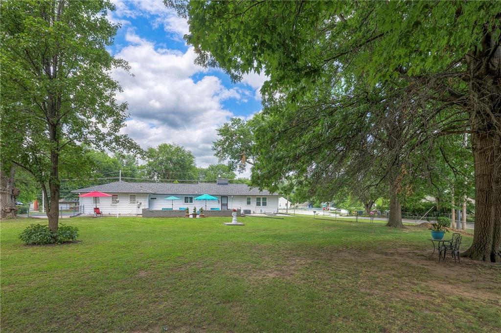 6215 Longview Road Kansas City, MO 64134 - Photo 37 of 40