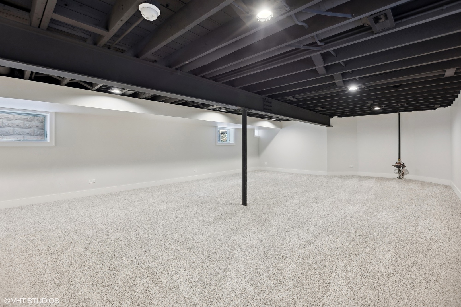 3414 North Tripp Avenue Chicago, IL 60641 - Photo 27 of 38 a view of empty room