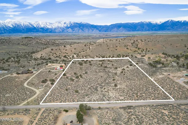 $525,000 | 1648 Finch Drive, Gardnerville, NV 89410