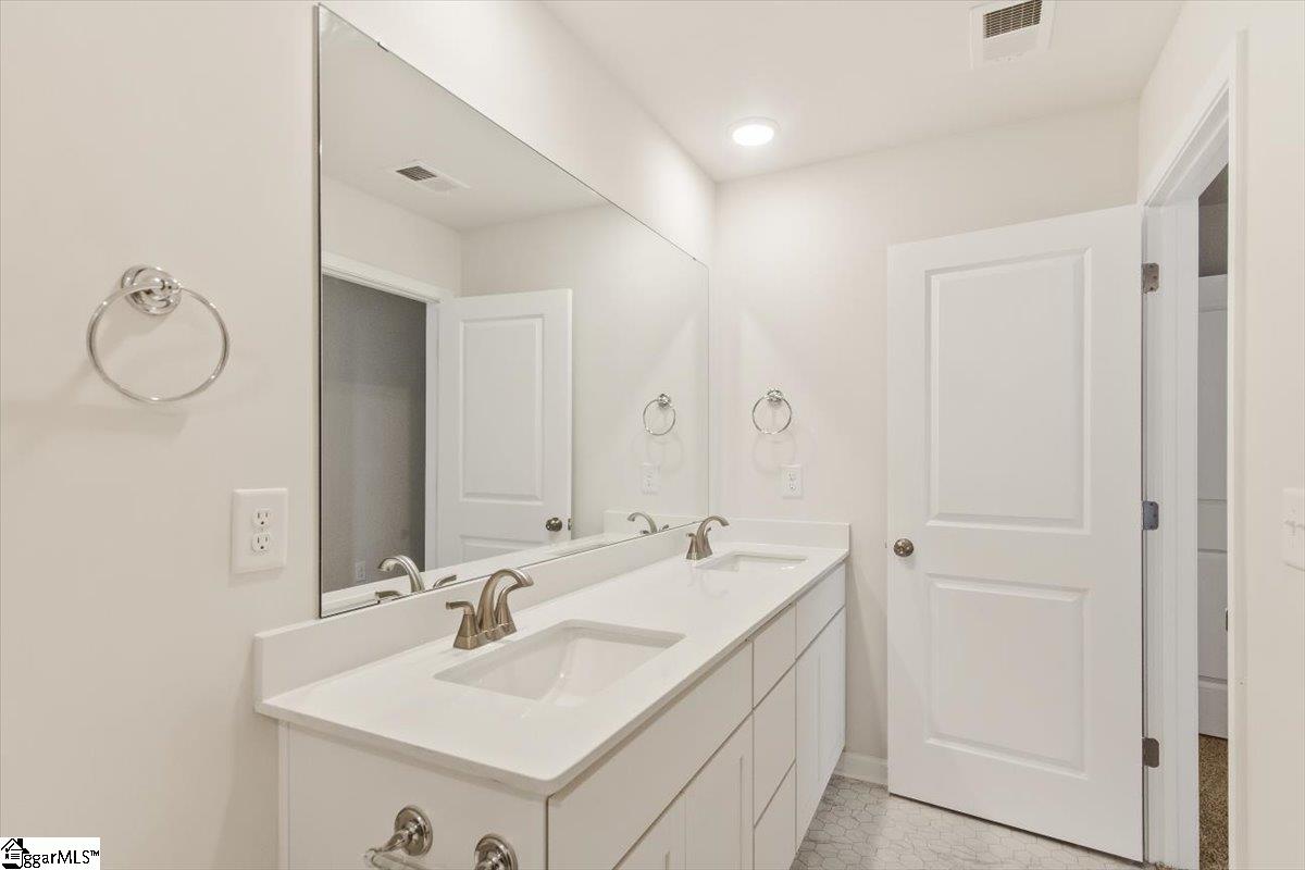 116 Mclauren Place Fountain Inn, SC 29644 - Photo 21 of 31