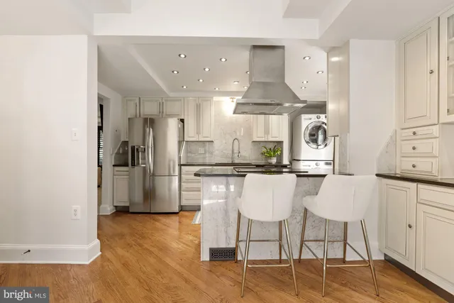 $3,700 | 2730 Oak Valley Drive, Vienna, VA 22181