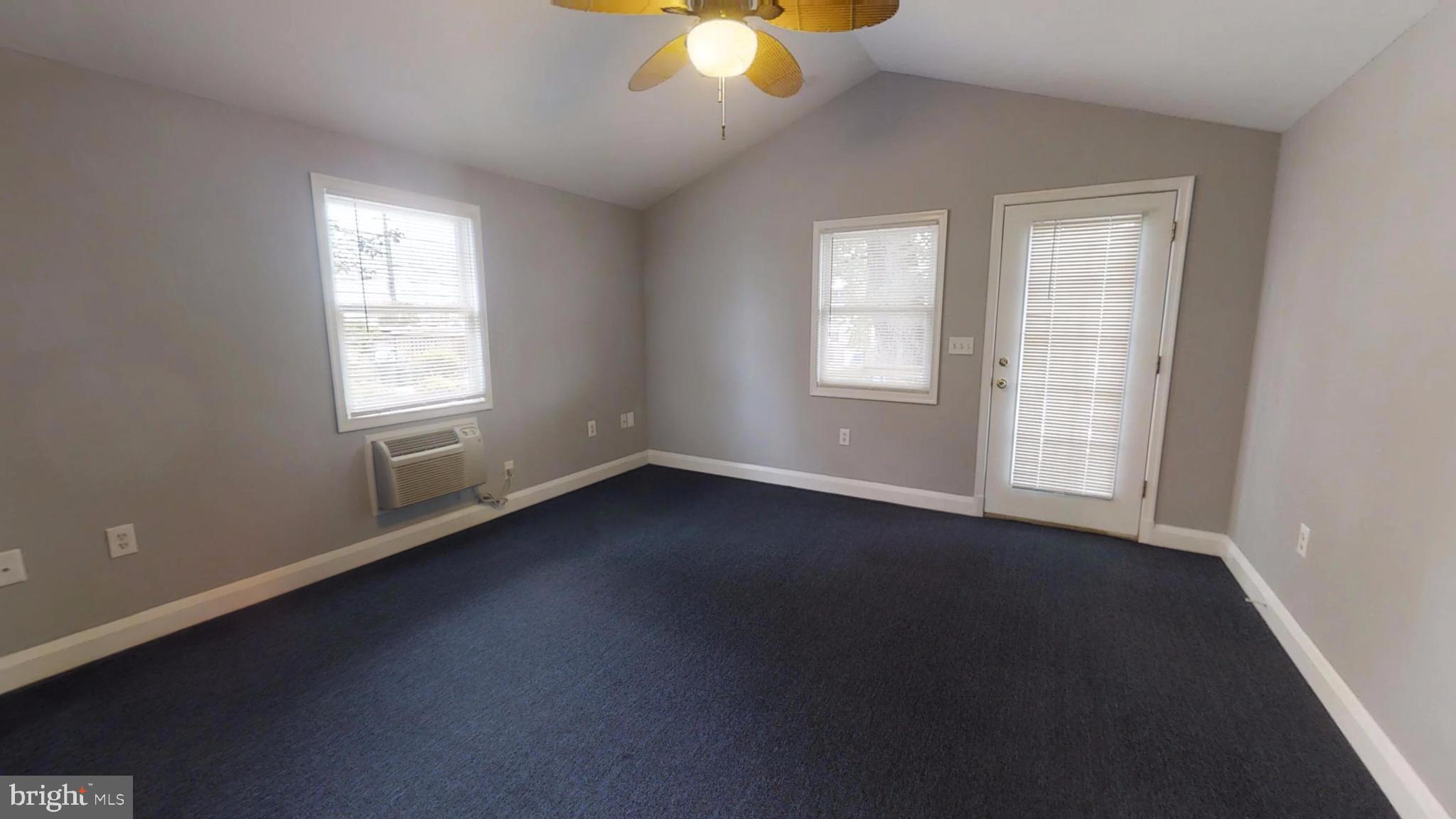 5626 Braxfield Road Baltimore, MD 21227 - Photo 10 of 23 Large Family Room off Kitchen