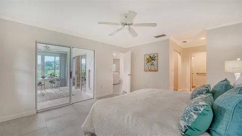$285,000 | 6467 Carrington Circle, Unit 43, Sarasota, FL 34238