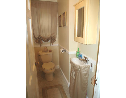 4 Watertown Street Lexington, MA 02421 - Photo 10 of 16