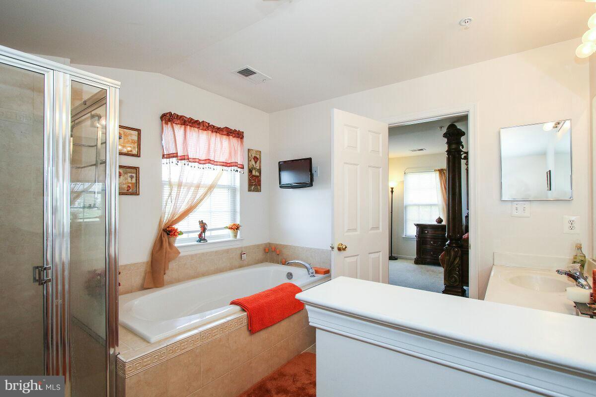 3404 Kidder Road Clinton, MD 20735 - Photo 20 of 30 Bath (Master)