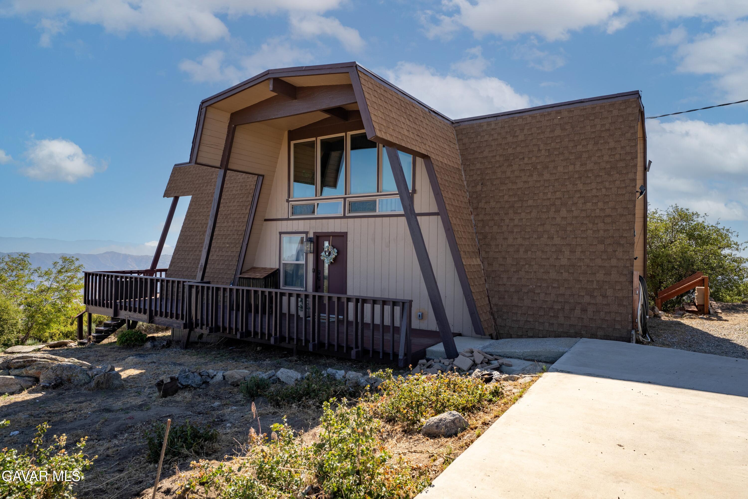23960 El Rancho Drive Tehachapi, CA 93561 - Photo 2 of 42 01-JYP08167-HDR-Edit