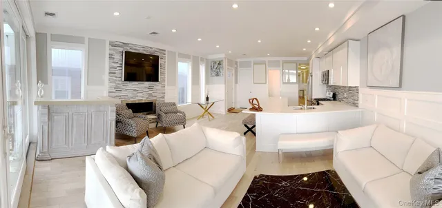 $6,300 | 59 A Orchard Beach Boulevard, Unit A, Port Washington, NY 11050