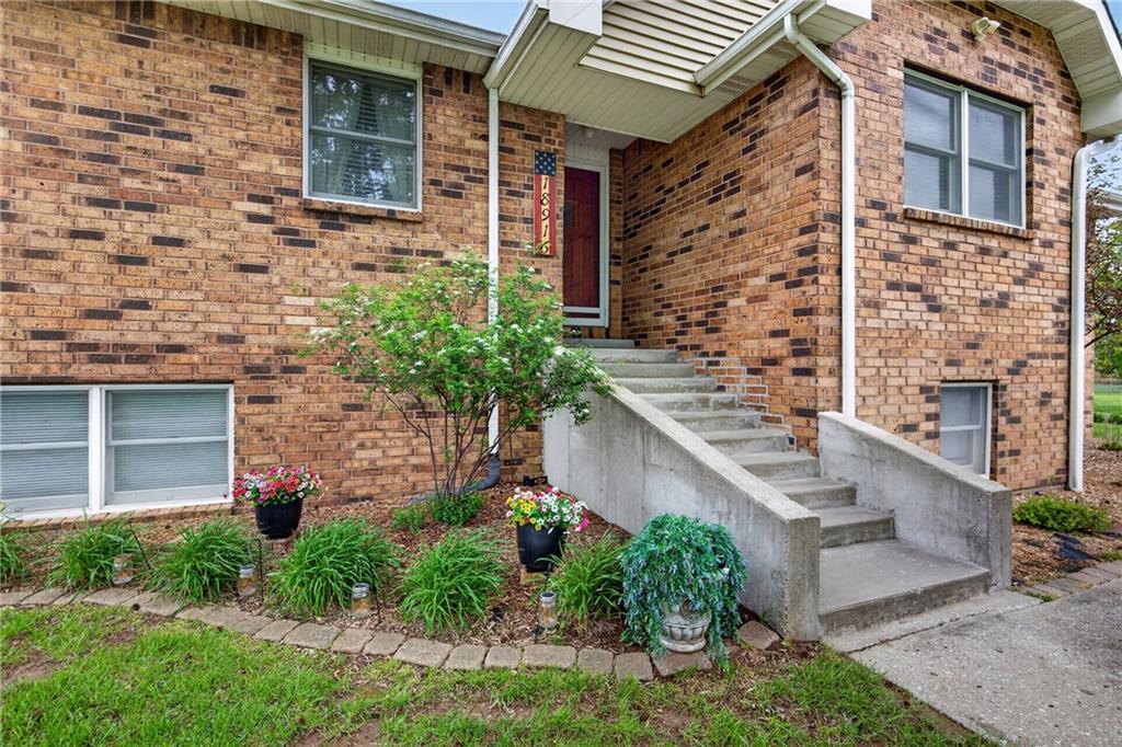 18916 South 1488th Road Nevada, MO 64772 - Photo 6 of 52